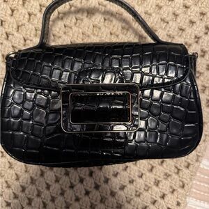Zara - Elegant Black Crocodile-Embossed Handbag